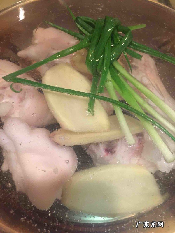 猪脚汤怎么做 猪脚汤的做法和功效