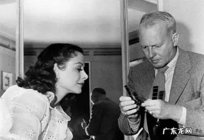 女人的美貌与智慧，真的能够并存吗？ 美貌与智慧并重的意思