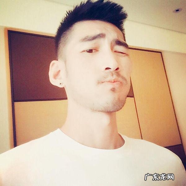 北风像狮子一样狂吼仿写句子秋风 北风像狮子一样狂吼仿写句子怎么写