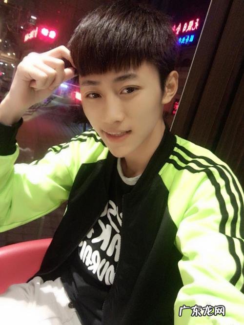 北风像狮子一样狂吼仿写句子秋风 北风像狮子一样狂吼仿写句子怎么写