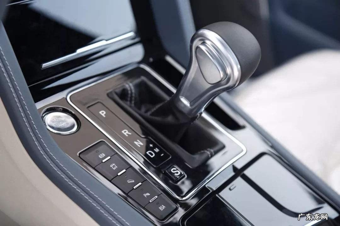 手动挡停车步骤