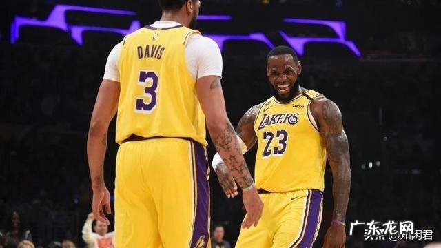 如果一个月后NBA直接以目前排名进行季后赛，那么局势会是怎样的？对谁最有利？
