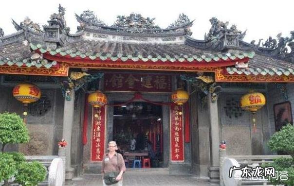 农村里建祠堂,嫁出去的女儿也要出钱,这样合理吗?