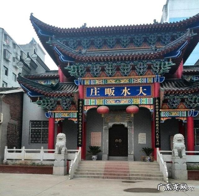 农村里建祠堂,嫁出去的女儿也要出钱,这样合理吗?