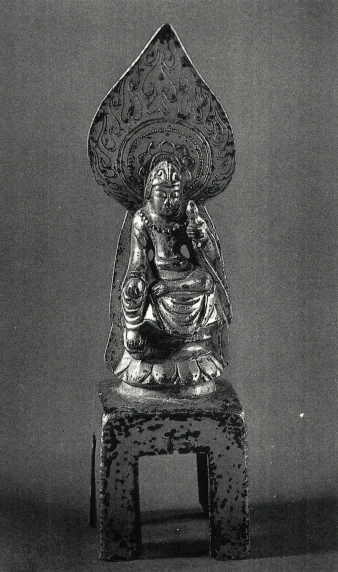 剑摆放风水 四棱剑树风水