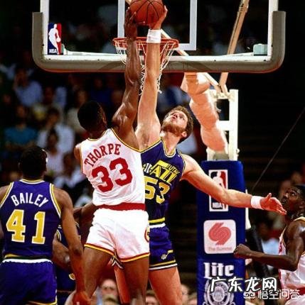 在NBA历史上,能称得上得分王,盖帽王,助攻王,抢断王,篮板王的运动员分别是谁?为什么?