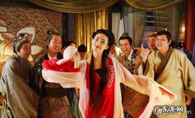 俗语“穷不省三钱 家里3个大门风水