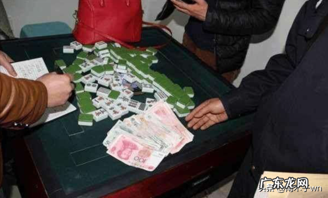 俗语“穷不省三钱 家里3个大门风水