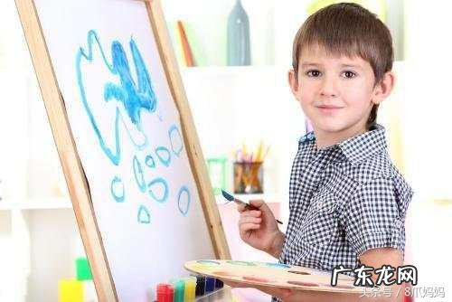 如何在家辅导孩子画画？