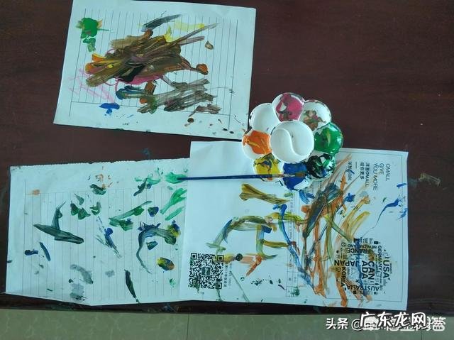 如何在家辅导孩子画画?