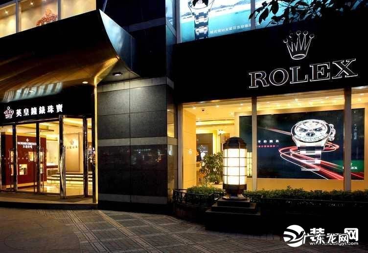 店铺门口风水有讲究 大门前有广告牌影响家里的什么风水