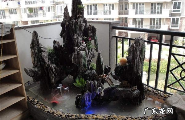 新房装修要避开四个触霉头的事 家里住顶层阳台棚顶漏水风水