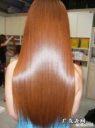 理发店用什么柔顺头发？