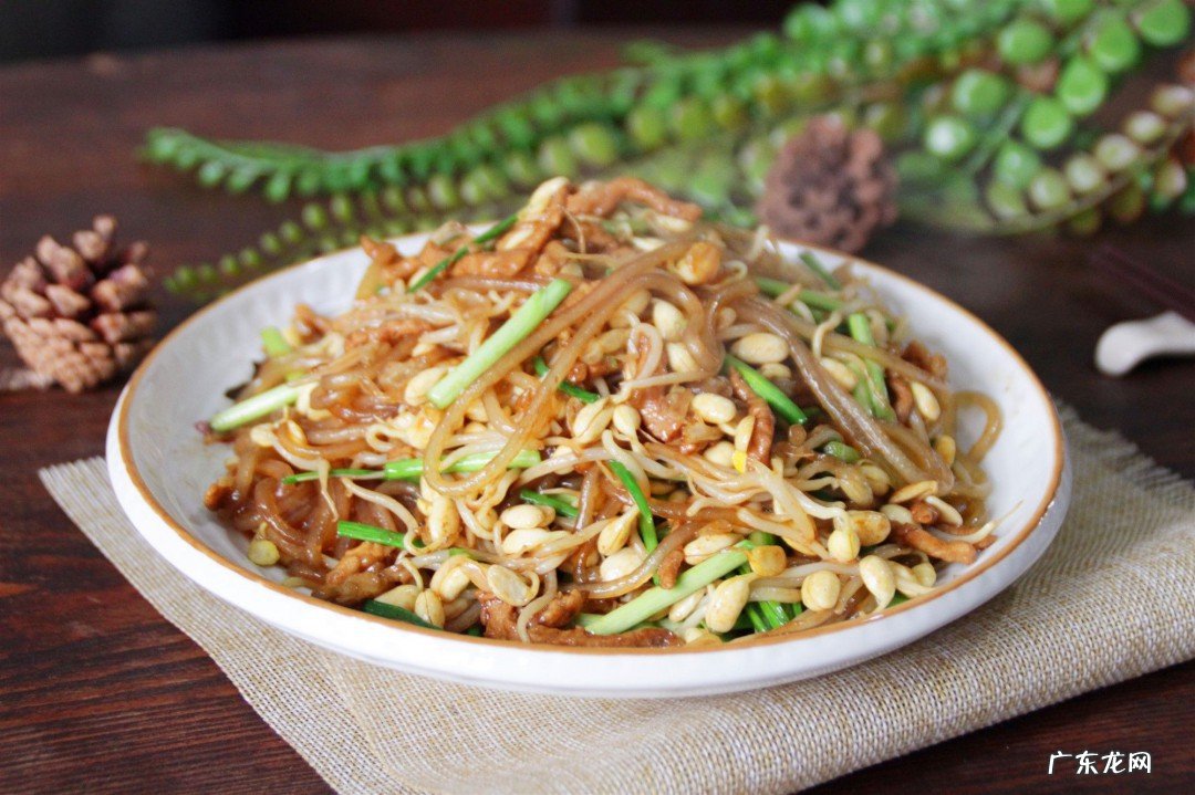 黄豆芽炒粉条