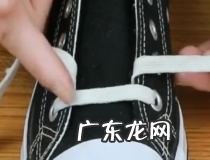 回力高帮鞋带绑法 快来试试