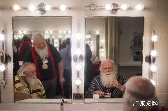 圣诞老人跳舞的软件 跳舞的圣诞老人是谁