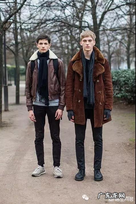 秋季男生该如何搭配穿衣?大衣和衬衫如何巧妙搭配?
