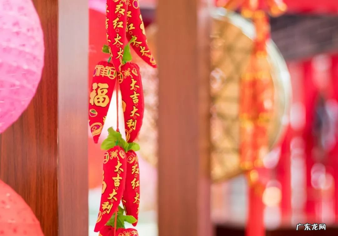 用接二连三造句怎么写 接二连三造句子