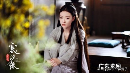 人民网发文批评《宸汐缘》“造型无新意、选角不合适、故事大杂烩”,对此你怎么看?