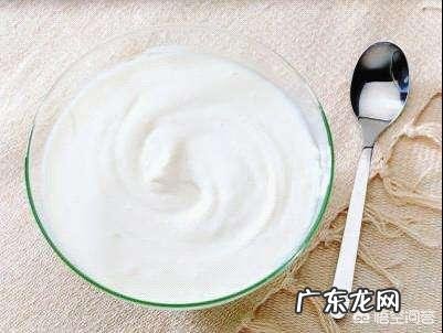 经常喝酸奶对不同年龄段的人来说有何好处?