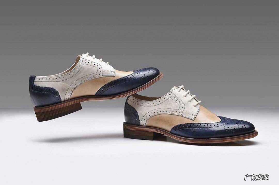 鞋子踩到狗屎怎么解决