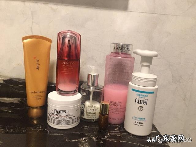 什么补水护肤品好用,价钱合适的?