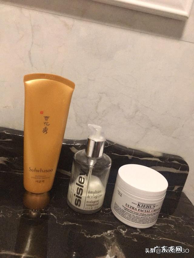 什么补水护肤品好用，价钱合适的？