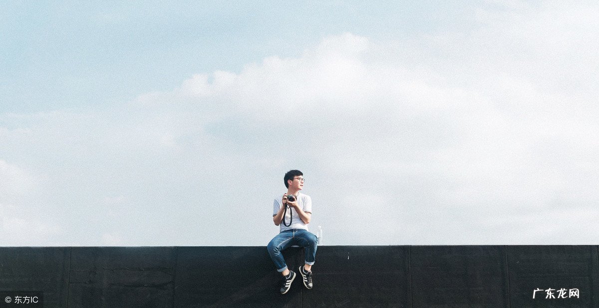 茨威格经典语录49句，每个人都在演戏，可谁也没有欺骗谁~ 茨威格的名言名句