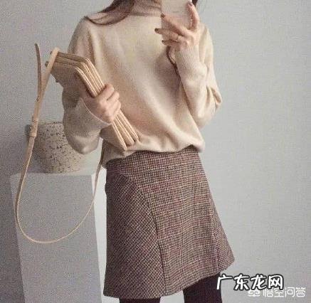 在穿搭上,杏色和什么颜色搭配好看?