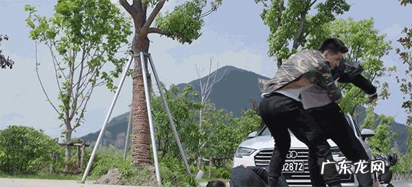 金瀚在《你和我的倾城时光》中的演技称得上演技颜值均在线吗?怎么评价他演的厉致诚?