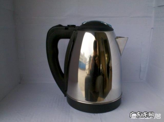 烧水壶里的水垢,怎样能快速去除?
