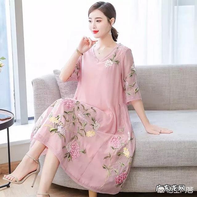 孕妈在夏天怎么打扮才时髦?