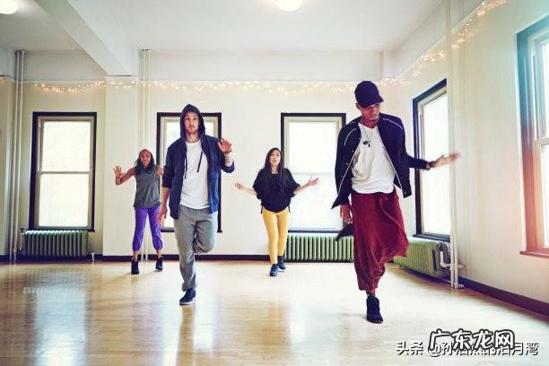 popping 舞蹈零基础的大学生，现在开始学街舞还来得及吗？