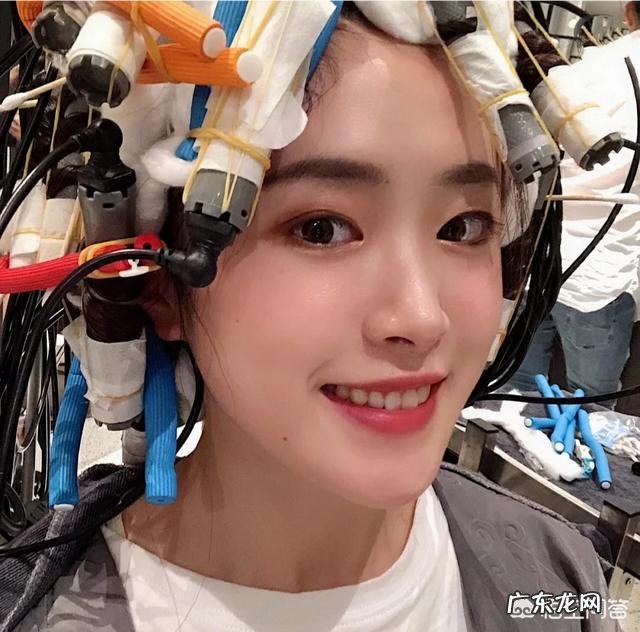 额头大适合什么发型?