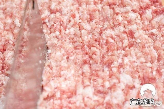 你们当地对野菜有哪些新奇好吃的做法？