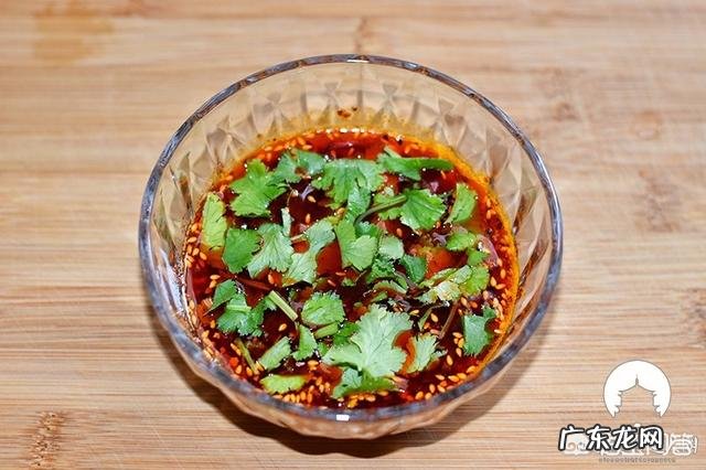 你们当地对野菜有哪些新奇好吃的做法?