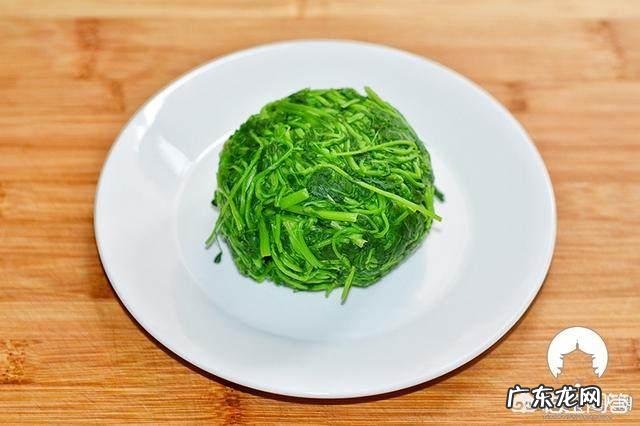 你们当地对野菜有哪些新奇好吃的做法？