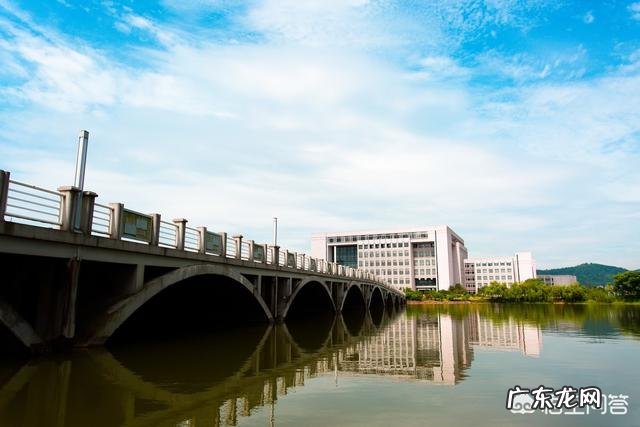 福建省教育考试院发消息,28日起开始网上填报高考志愿,本科一批设常规志愿和2次征求志愿,你怎么看?