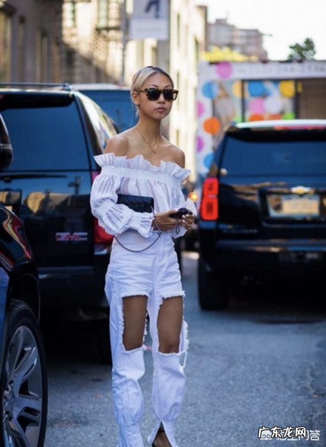 请问上胖下瘦穿什么款式的连衣裙好看?