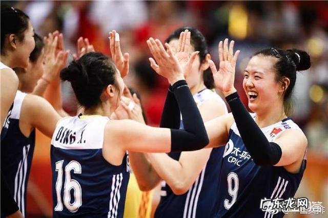 意大利女排13塞尔维亚,意大利是“放水”故意输球?半决赛再战中国女排吗?