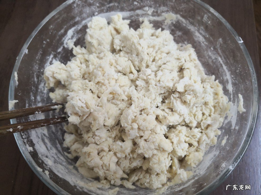 老面油条怎么做又软又好吃 家常油条怎么做好吃又松软