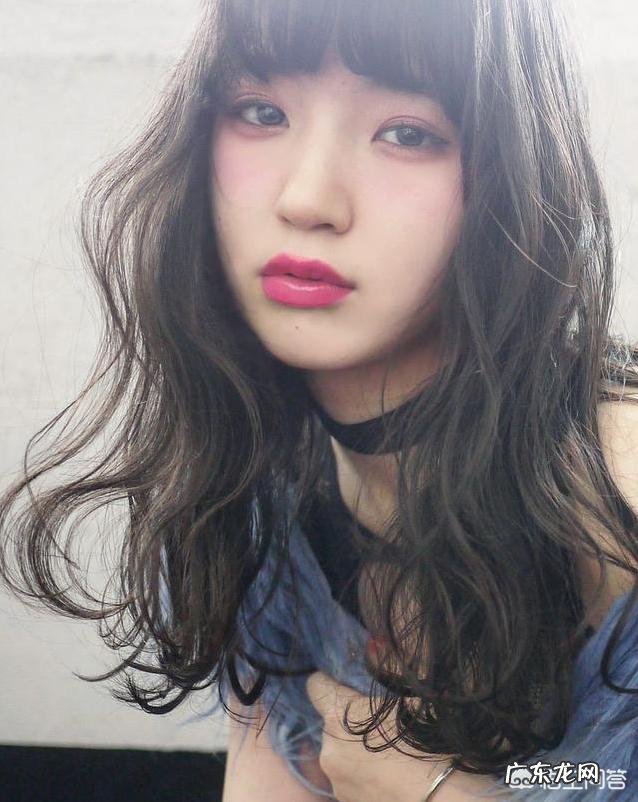 脸又长又大的女生适合剪什么发型？有什么好的建议？