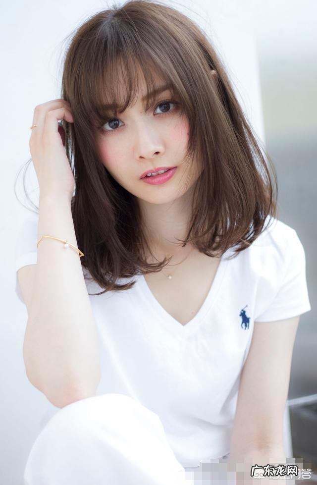 脸又长又大的女生适合剪什么发型？有什么好的建议？