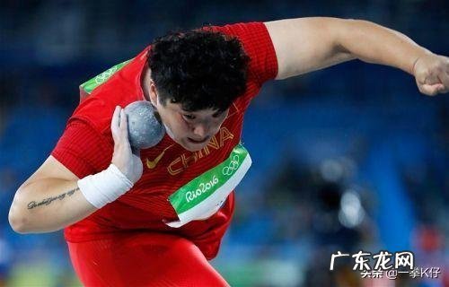 铅球有力量,但是有一段时间就是投不远是怎么回事?