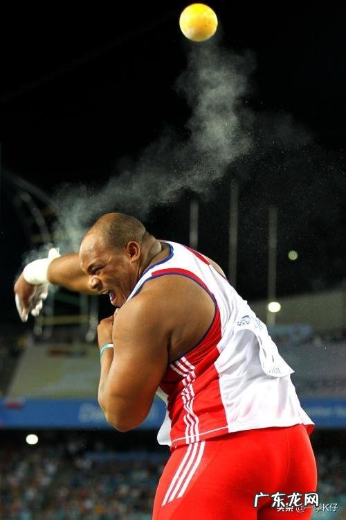 铅球有力量,但是有一段时间就是投不远是怎么回事?