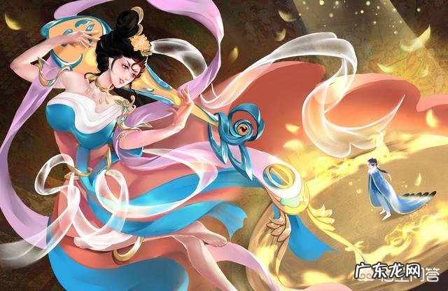 “云想衣裳花想容”李白当时在什么情境下写出这句诗?