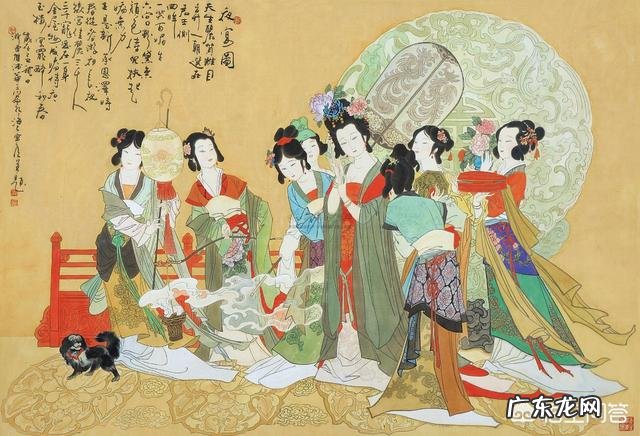 “云想衣裳花想容”李白当时在什么情境下写出这句诗?