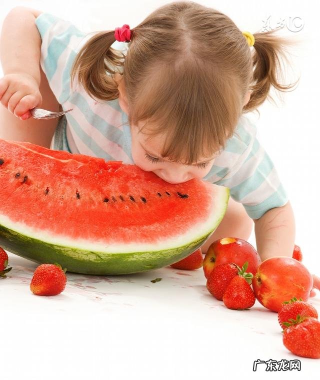 宝宝快五个月了,开始吃什么辅食好呢?