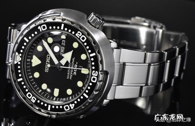 想入手一块手表,石英还是机械?