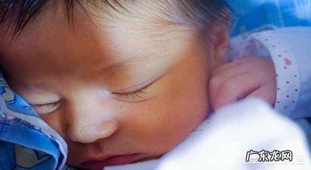 男朋友表达出一定要生儿子的观念,我该怎么办?